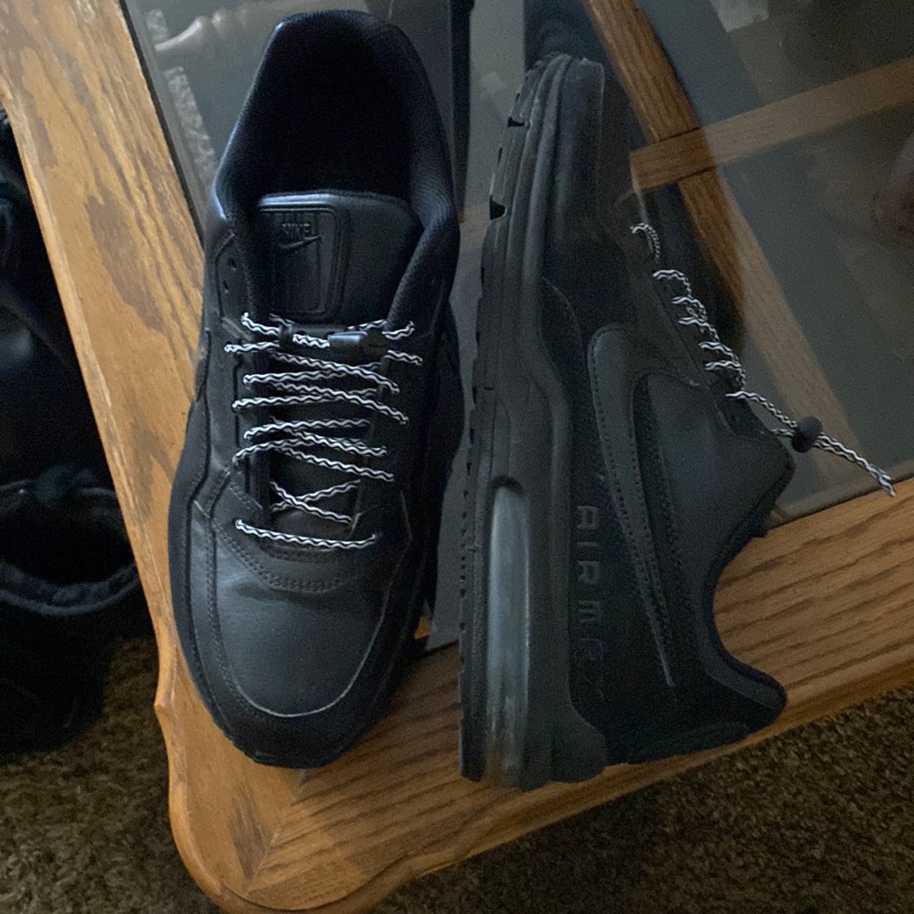 Nike air max
